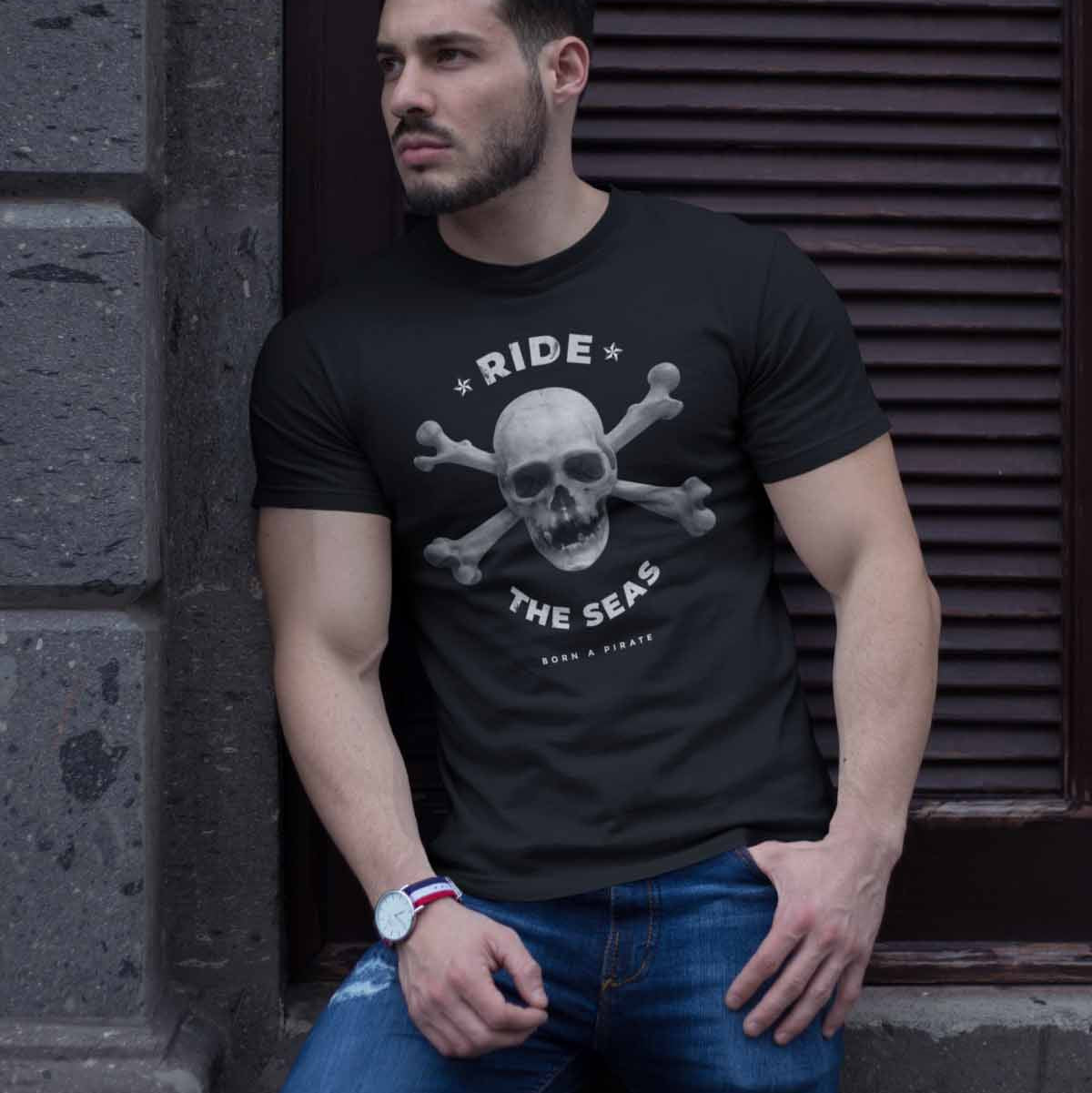 Skull Crossbones Pirate Unisex T-shirt